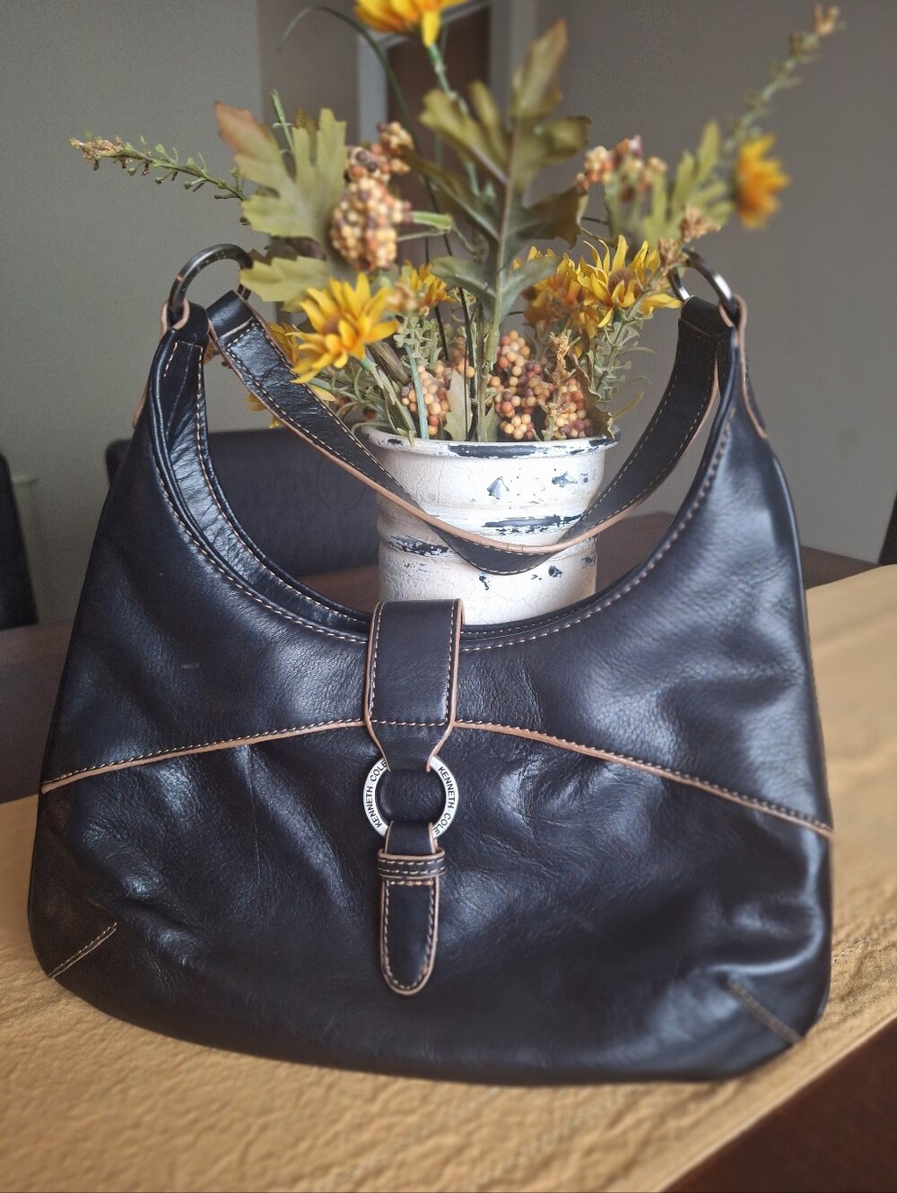 Y2K NICE!! Black Leather Hobo Bag with